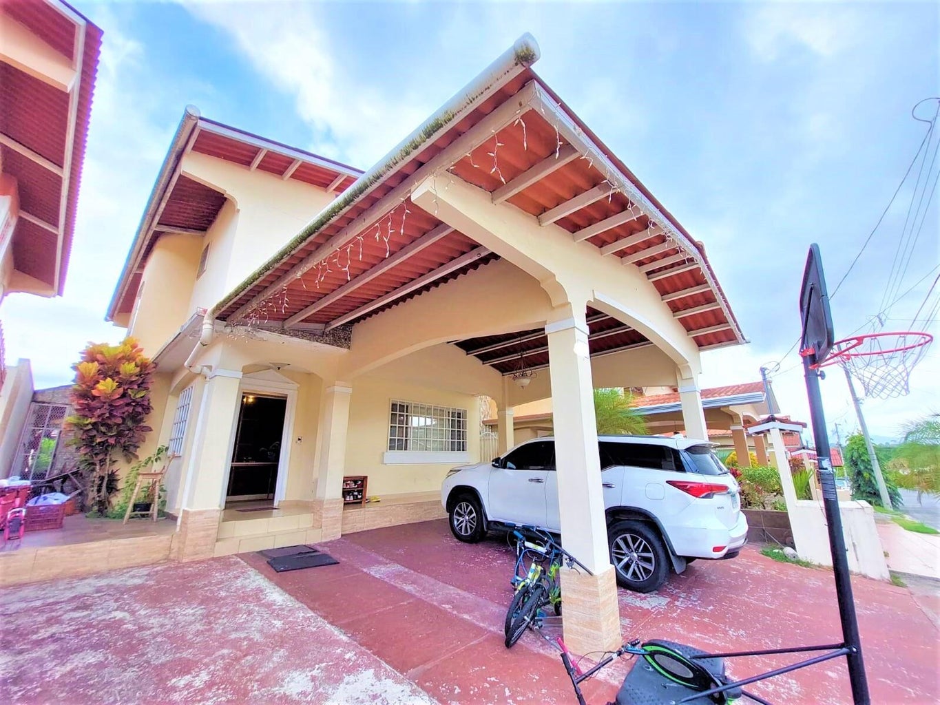 Single family home
